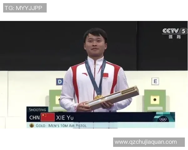 苏姓韩足球明星的崛起与成就解析：从青涩少年到国际赛场的传奇之路